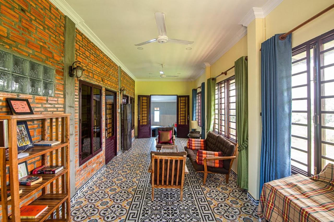 Silk Island Homestay Phnom Penh Zewnętrze zdjęcie